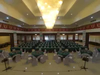 Queen Garden Hotel Managed by Salak Hospitality