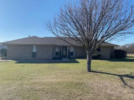 Clover House, Pool, Game Room