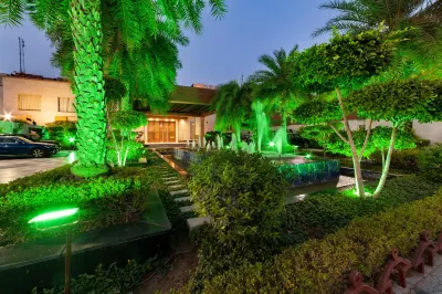 Palm Green Hotel and Resorts 샌트 스리 난들랄 도서관 주변 호텔