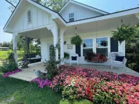 Looking for a perfect  escape from the city ! Hotels in Johnson County