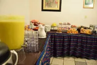 Hotel Plata Condesa - breakfast