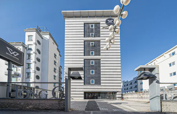 江陵車站宏 C 酒店