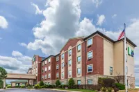 Holiday Inn Express & Suites Tulsa S Broken Arrow Hwy 51 Отели в г. Брокен-Эрроу