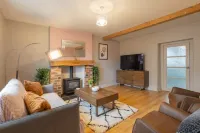 Host & Stay - The Braes