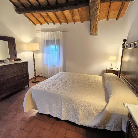 Farmhouse in Tuscany with Olive Grove Views