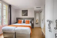 Hotel de France Invalides Hotels in Pariisi