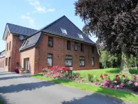 Apartment Garten Near Airport