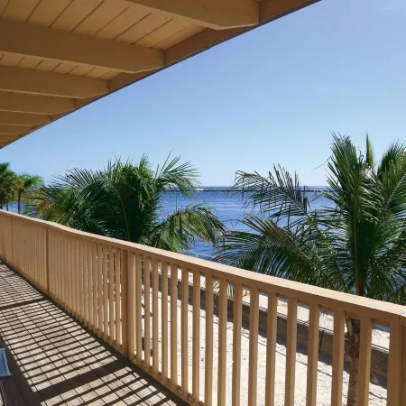 Oceanic Motel