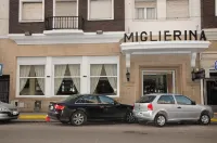 Gran Hotel Miglierina - parkir