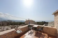 Lithos Stone Suites - Ocean View