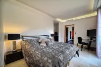 Havre de PAIX" 5 étoiles Prestige Jacuzzi, Hammam, Sauna, Piscine chauffée Mougins Cannes Grasse