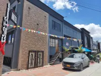 Xliving Host and Rooms Hotels in 