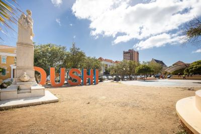 Surroundings ??Sunshine?? Magnificently Bright 2BR Top City Centre Townhouse Photo