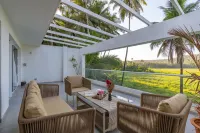 Legacy by Hireavilla- Full Field View Villa w Pool Hotels in Solim