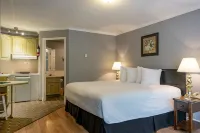 Tiki Shores Inn & Suites Отели в г. Пентиктон