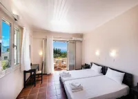 Ionio Hotel - Airport Shuttle