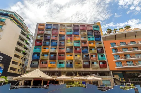 Holiday Inn Express Malta Отели в г. Сент-Джулианс