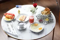 Tryp by Wyndham Santa Cruz - breakfast