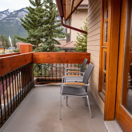 Banff Ptarmigan Inn