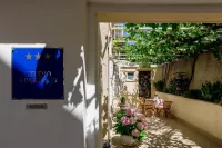 Rooms Batina Hotels in Rozat