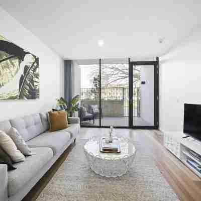 Founders Lane Apartments by Urban Rest Rooms