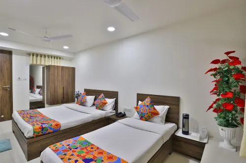 Hotel Nice Railway Station Hotels in Vadodara