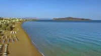 Rouladina Apt 2 in Stalos -  Casas de vacaciones