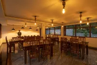 Avadale Thekkady - Stag Groups Not Allowed - servizio colazione