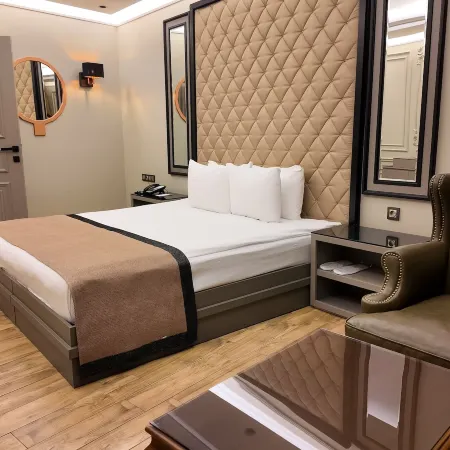Lala Grand Hotel