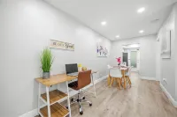 Bayview Regency Apartments by Lowkl - Homestays