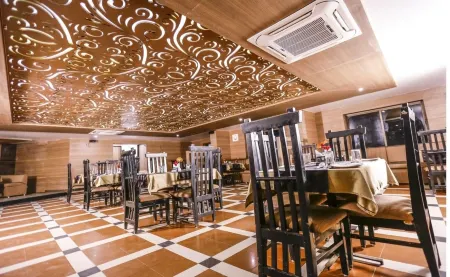 Hotel Trupti International Отели в г. Дхарвад