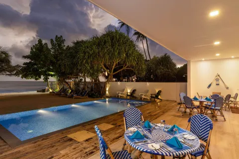 Vis Ta VIE -Thema Collection