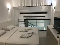 Laguna Beach Flat