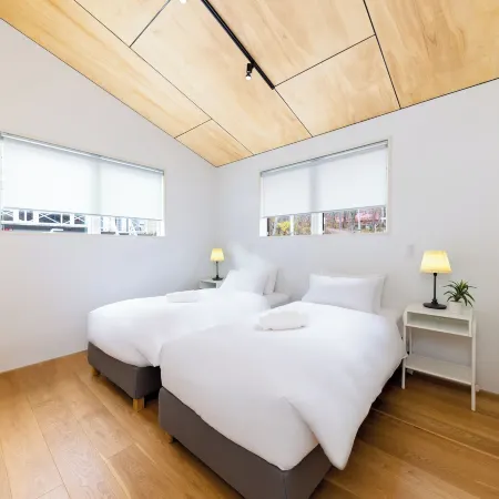 Wadano Hill Chalet by Hhg