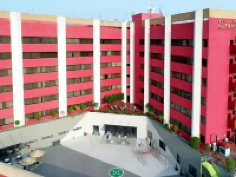 أوتل ميسيون توريو ثينترو دي كونفينثيونس فنادق في ناوكالبان