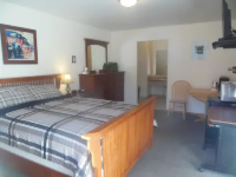 Clark Fork Lodge Hotels in Bonner County