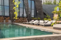 Taka Matanzas - piscina