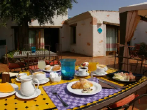 ซานตามาเรียรีสอร์ท โรงแรมในOrosei