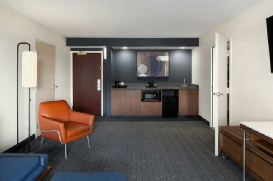 Courtyard Chesapeake Greenbrier