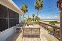 The Lighthouse - Beachfront - Perfect for Groups