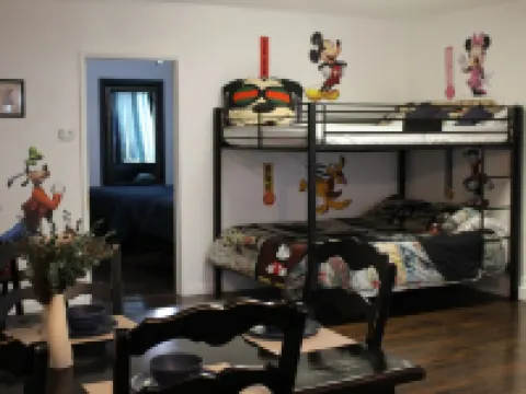 CONTEMPORARY CALIFORNIA BUNGALOW Hotels in Brea