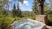 Private Hot Tub and Breathtaking Views - Exquisite Mountain Oasis Hotels in Brighton