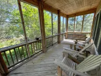 Charming Cottage with Modern Amenities - Ideal Family Escape