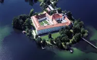 Kloster Seeon Kultur- und Bildungszentrum des Bezirks Oberbayern Hotels in der Nähe von TRAUNPASSAGE
