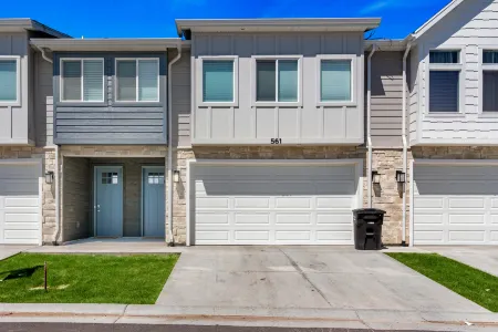 The Sanctuary - 3 Bedroom, 3 Bathroom, Trailer/Boat parking