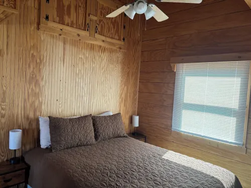 Cabin close to Lake Rathbun #1
