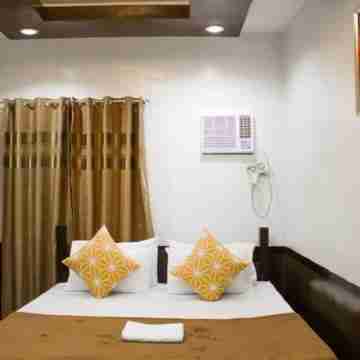 Arka's Elegant Condos Rooms