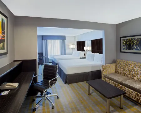 Holiday Inn Express & Suites COOPERSTOWN by IHG Hotels in Hartwick