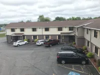 SureStay by Best Western Massena - parking