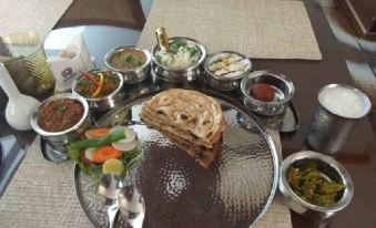 Ajanta Hotel 100 Mtrs Railway Station & 400 Mtrs Dargah